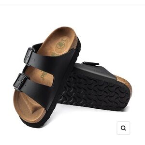Papillio Arizona Platform
Vegan black Birko-Flor by Birkenstock 39 US 8-8.5